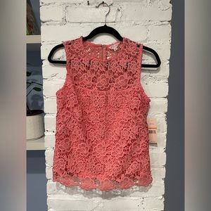 Nanette by Nanette Lenore‎ - Sleeveless Lace Shell - Size Small